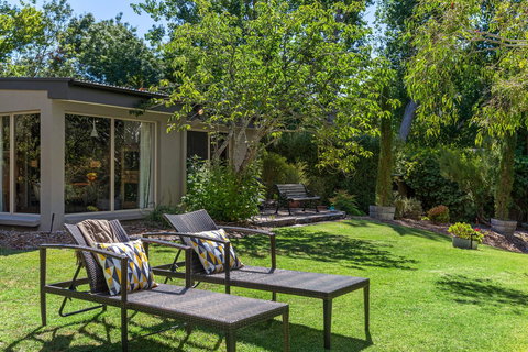 Adelaide Hills Retreats - Accommodation in Surfers Paradise 26