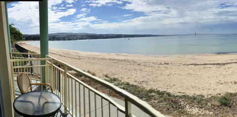 Hilton Beachfront Motel - Accommodation in Surfers Paradise 32