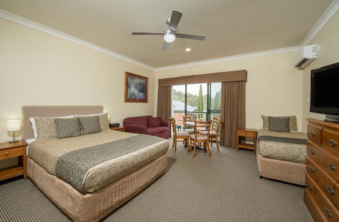 Clare Country Club - Accommodation in Surfers Paradise 18