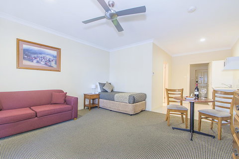 Clare Country Club - Accommodation in Surfers Paradise 10