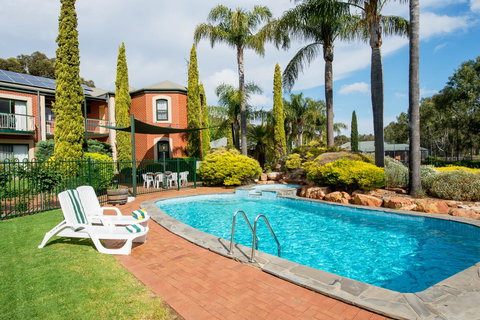 Clare Country Club - Accommodation in Surfers Paradise 8