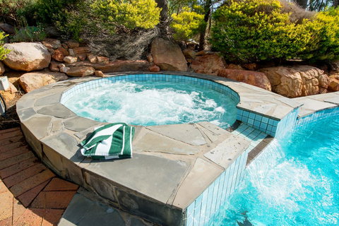 Clare Country Club - Accommodation in Surfers Paradise 5