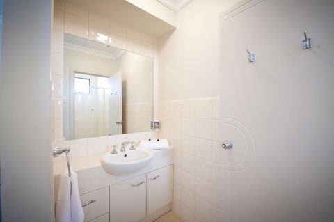 The Bluff Resort Apartments - Accommodation in Surfers Paradise 43