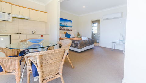 The Bluff Resort Apartments - Accommodation in Surfers Paradise 7