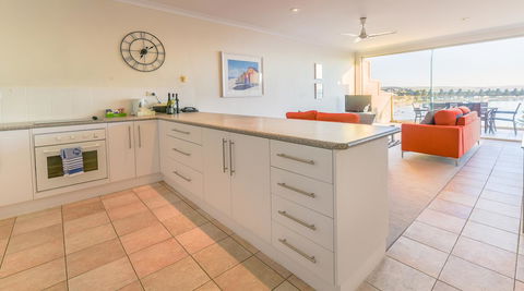 The Bluff Resort Apartments - Accommodation in Surfers Paradise 17