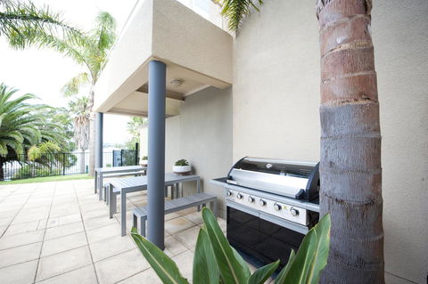The Bluff Resort Apartments - Accommodation in Surfers Paradise 34