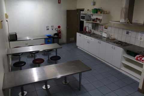 My Place & Adelaide Backpackers Hostel - Accommodation in Surfers Paradise 39