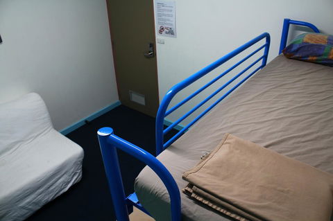 My Place & Adelaide Backpackers Hostel - Accommodation in Surfers Paradise 2