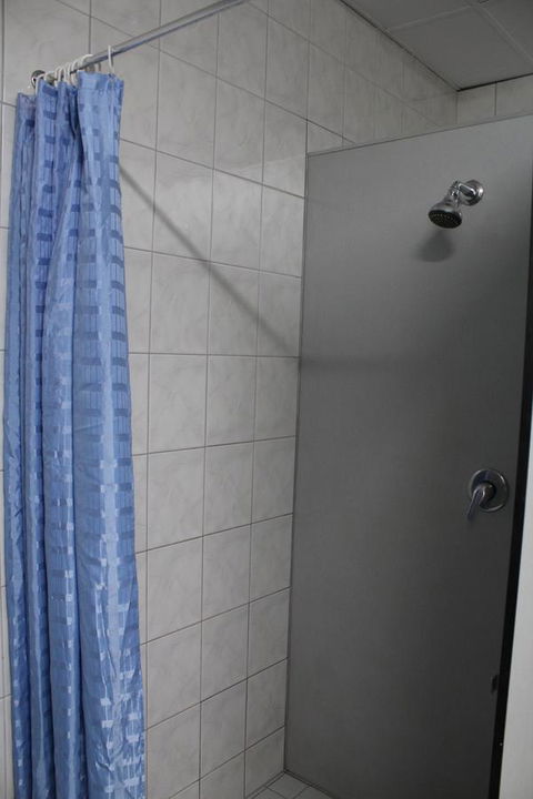My Place & Adelaide Backpackers Hostel - Accommodation in Surfers Paradise 42