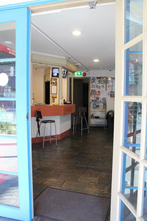 My Place & Adelaide Backpackers Hostel - Accommodation in Surfers Paradise 31