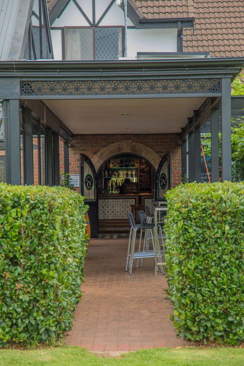 Mick O\'Sheas - Accommodation in Surfers Paradise 40