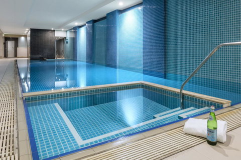 Apartments @ 16 Holdfast - Accommodation in Surfers Paradise 2