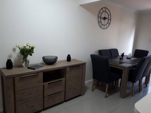 Townhouse On The Marina - Accommodation in Surfers Paradise 2