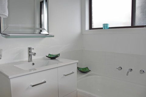 Beach Life Retreat - Accommodation in Surfers Paradise 7