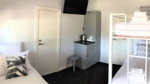 The Avenue Inn - Accommodation in Surfers Paradise 24