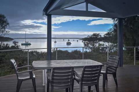 Rest A Shore Coffin Bay - Accommodation in Surfers Paradise 5