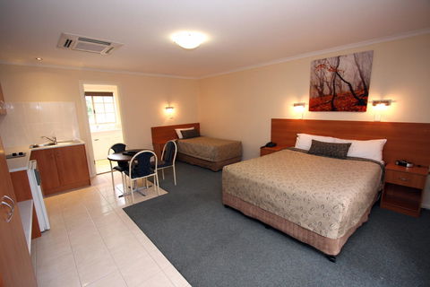 Clare Central - Accommodation in Surfers Paradise 18