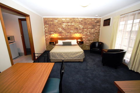 Clare Central - Accommodation in Surfers Paradise 17