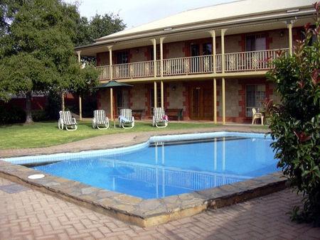Clare Central - Accommodation in Surfers Paradise 42