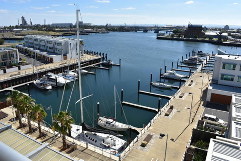 Breakwater Apartment - Accommodation in Surfers Paradise 20