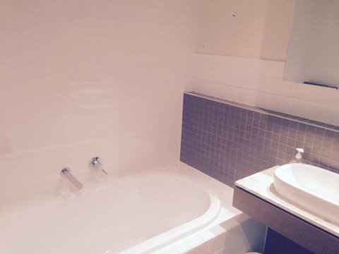Breakwater Apartment - Accommodation in Surfers Paradise 15