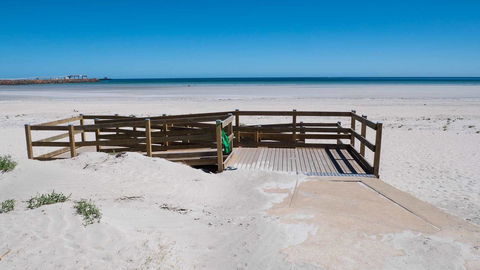 Wallaroo Holiday Park - Accommodation in Surfers Paradise 12