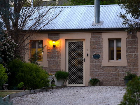 Riesling Trail & Clare Valley Cottages - Accommodation in Surfers Paradise 4