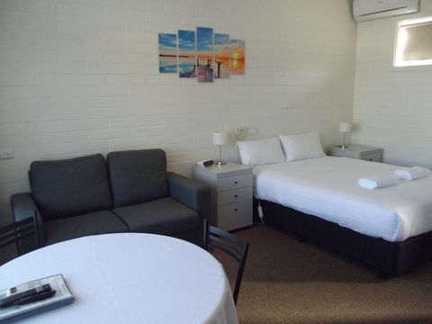 Guichen Bay Motel - Accommodation in Surfers Paradise 3