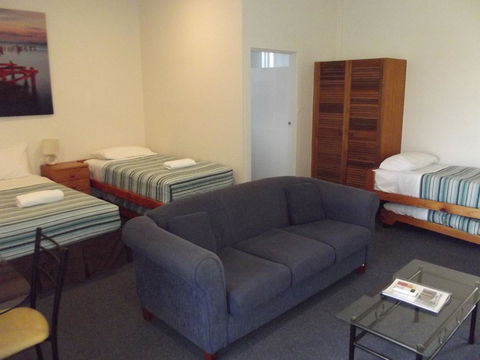 Guichen Bay Motel - Accommodation in Surfers Paradise 9