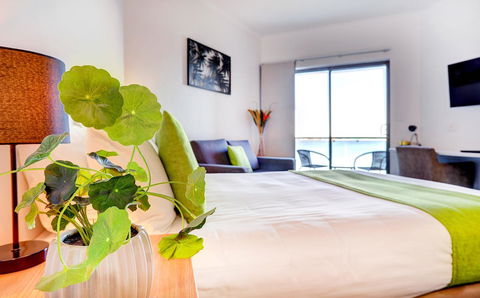 Limani Motel - Accommodation in Surfers Paradise 22