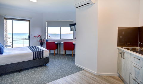 Limani Motel - Accommodation in Surfers Paradise 34