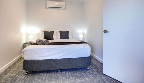 Limani Motel - Accommodation in Surfers Paradise 8