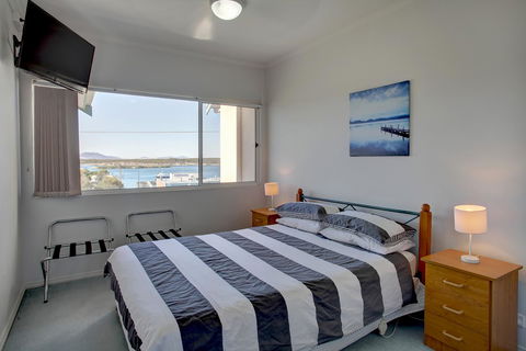 Bay Bliss - Accommodation in Surfers Paradise 11