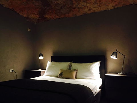 The Lookout Cave Underground Motel - Accommodation in Surfers Paradise 40