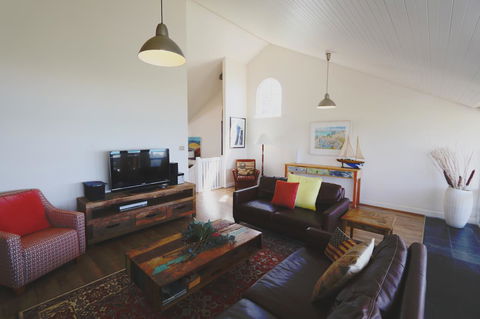 Caledonian Inn - Accommodation in Surfers Paradise 7