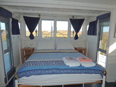 PS Federal Retreat Paddle Steamer Goolwa - Accommodation in Surfers Paradise 25