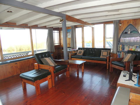 PS Federal Retreat Paddle Steamer Goolwa - Accommodation in Surfers Paradise 20