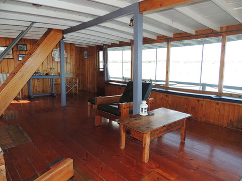 PS Federal Retreat Paddle Steamer Goolwa - Accommodation in Surfers Paradise 21