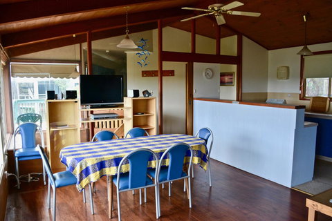 Dolphinview - Accommodation in Surfers Paradise 3