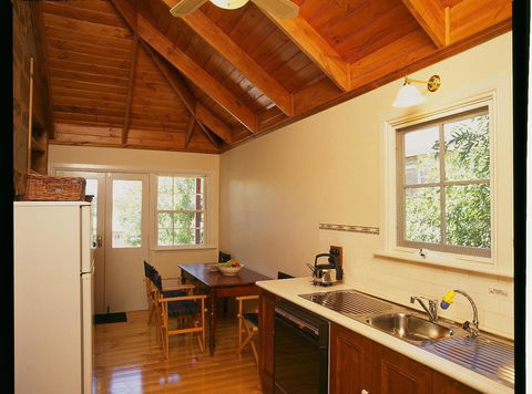 Clare Valley Heritage Retreat - Accommodation in Surfers Paradise 13