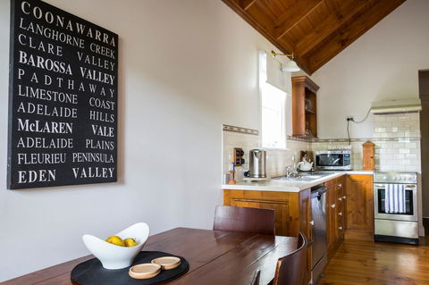 Clare Valley Heritage Retreat - Accommodation in Surfers Paradise 4