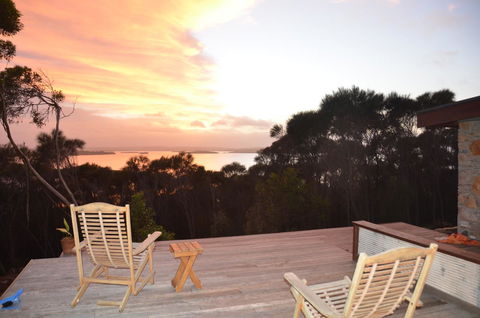 Of Stone & Wood Guesthouse - Accommodation in Surfers Paradise 24