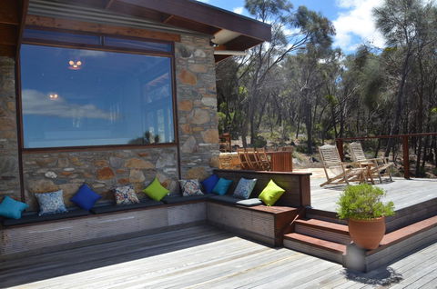 Of Stone & Wood Guesthouse - Accommodation in Surfers Paradise 26