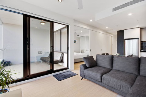 Swainson At Bowery - Accommodation in Surfers Paradise 0