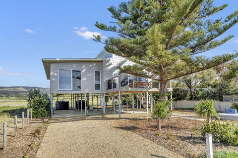 Sea View At Silver Sands - C21 SouthCoast Holidays - Accommodation in Surfers Paradise 13