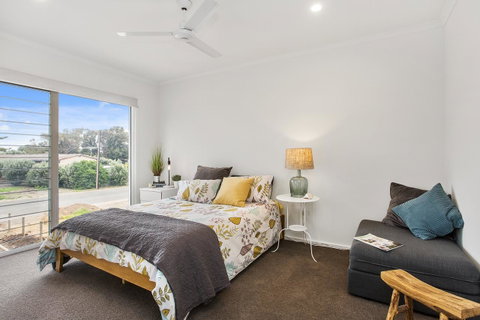 Sea View At Silver Sands - C21 SouthCoast Holidays - Accommodation in Surfers Paradise 8