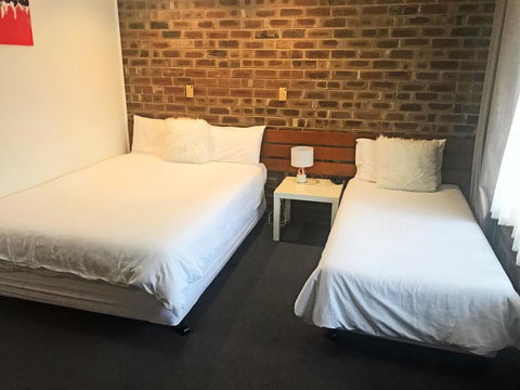 Lake Albert Motel - Accommodation in Surfers Paradise 25