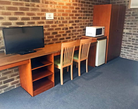 Lake Albert Motel - Accommodation in Surfers Paradise 24