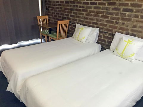 Lake Albert Motel - Accommodation in Surfers Paradise 41