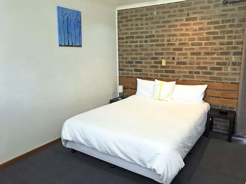 Lake Albert Motel - Accommodation in Surfers Paradise 42